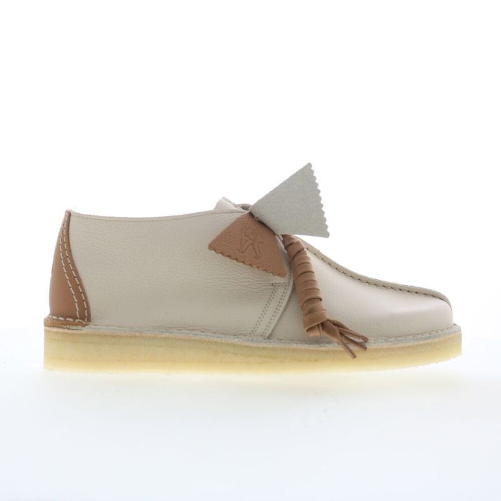 Clarks Mens Desert Trek White Shoes (NWT)